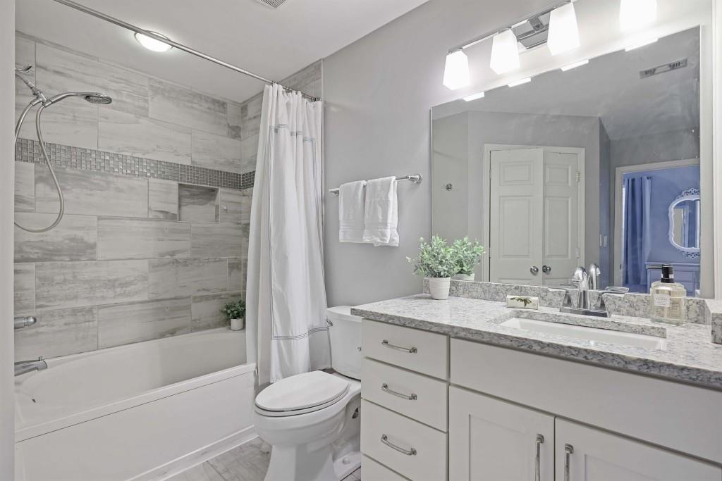 1101 Juniper Street Unit 219