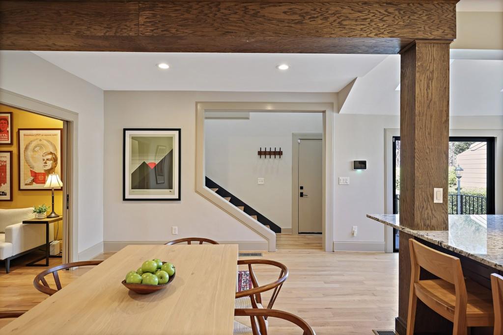 4092 Columns Drive