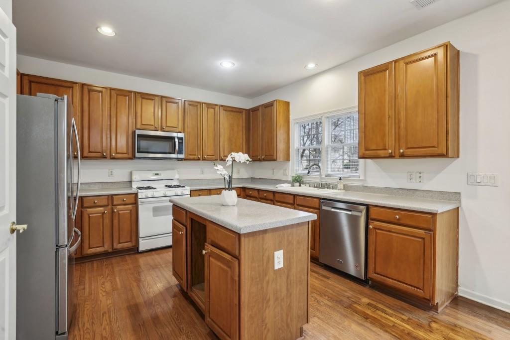 4133 Divot Way