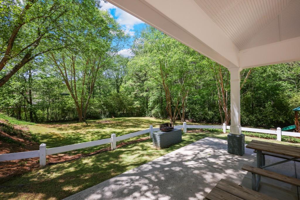 2607 Hampton Park Drive