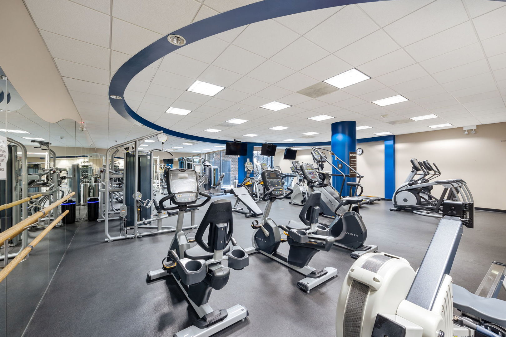 260 E Chestnut Street Unit: 3501