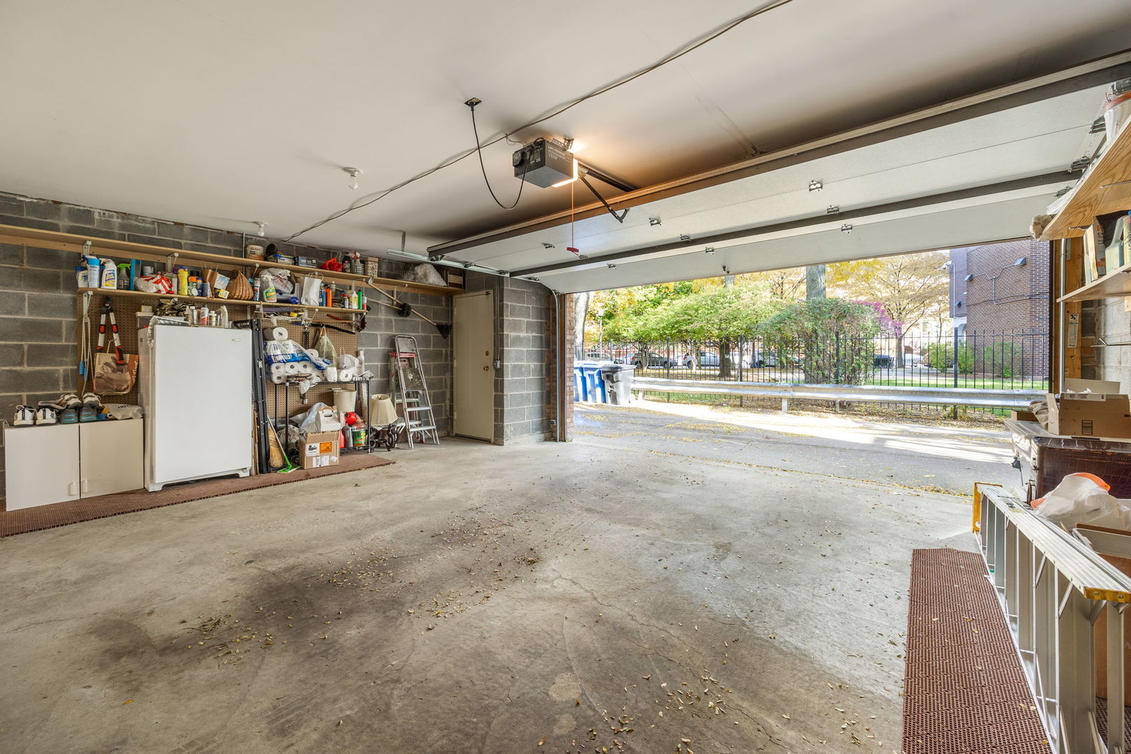 2143 N Sedgwick Street