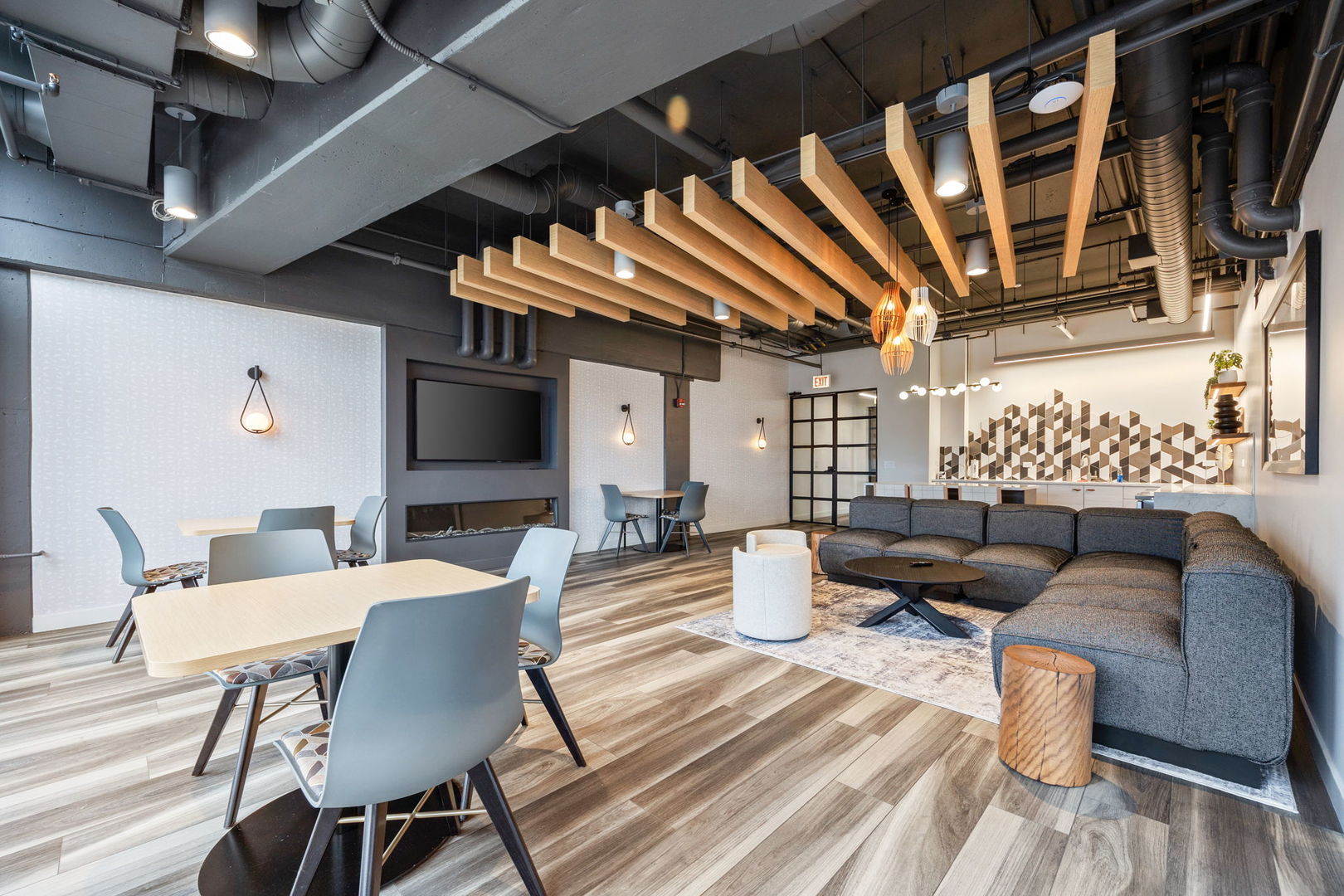 1530 S State Street Unit: 1011