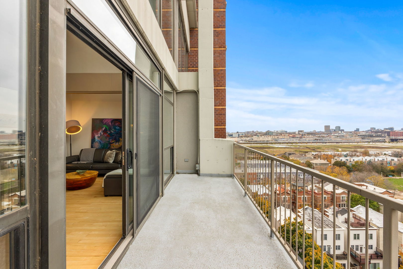 1530 S State Street Unit: 1011