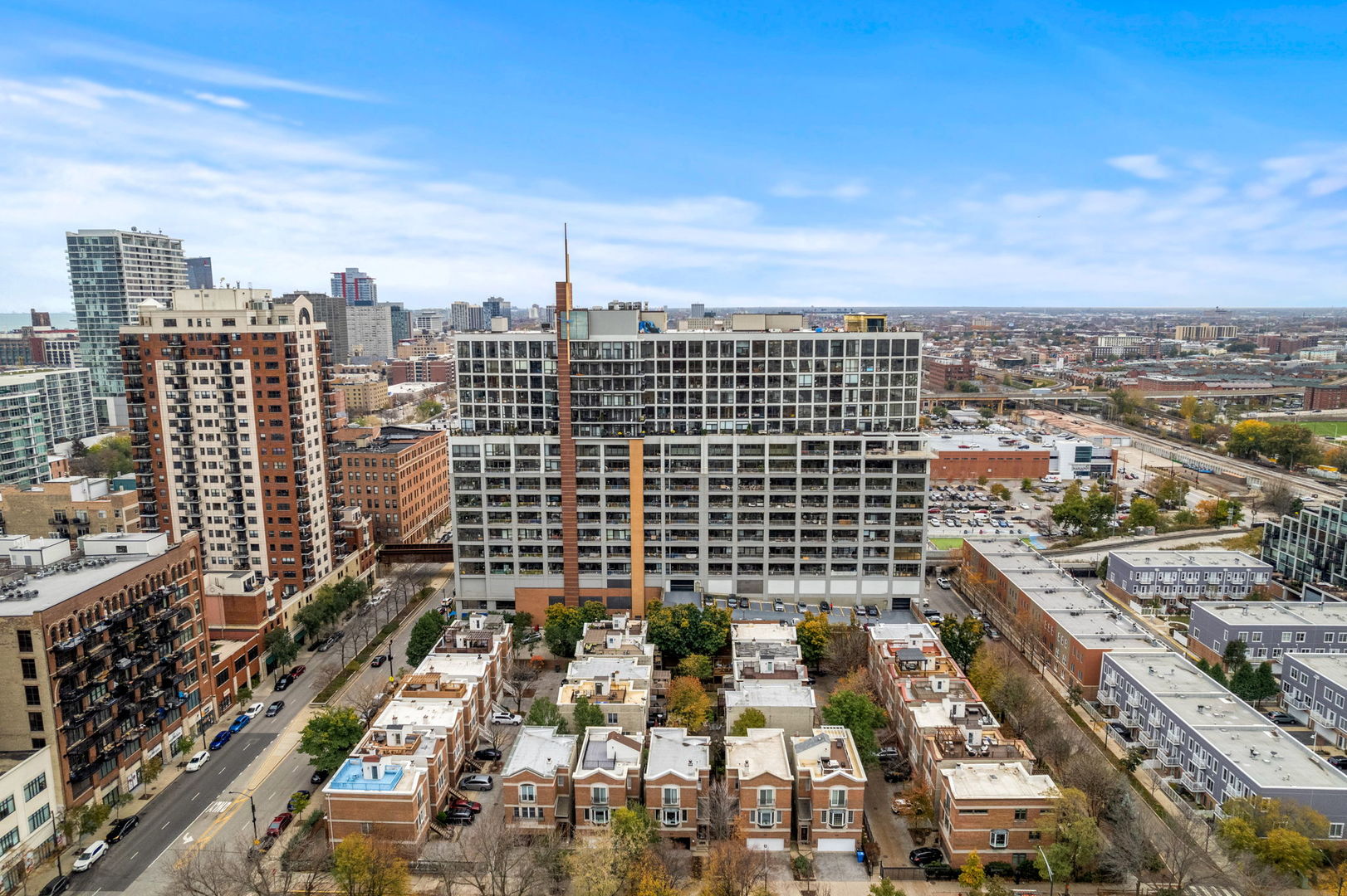 1530 S State Street Unit: 1011