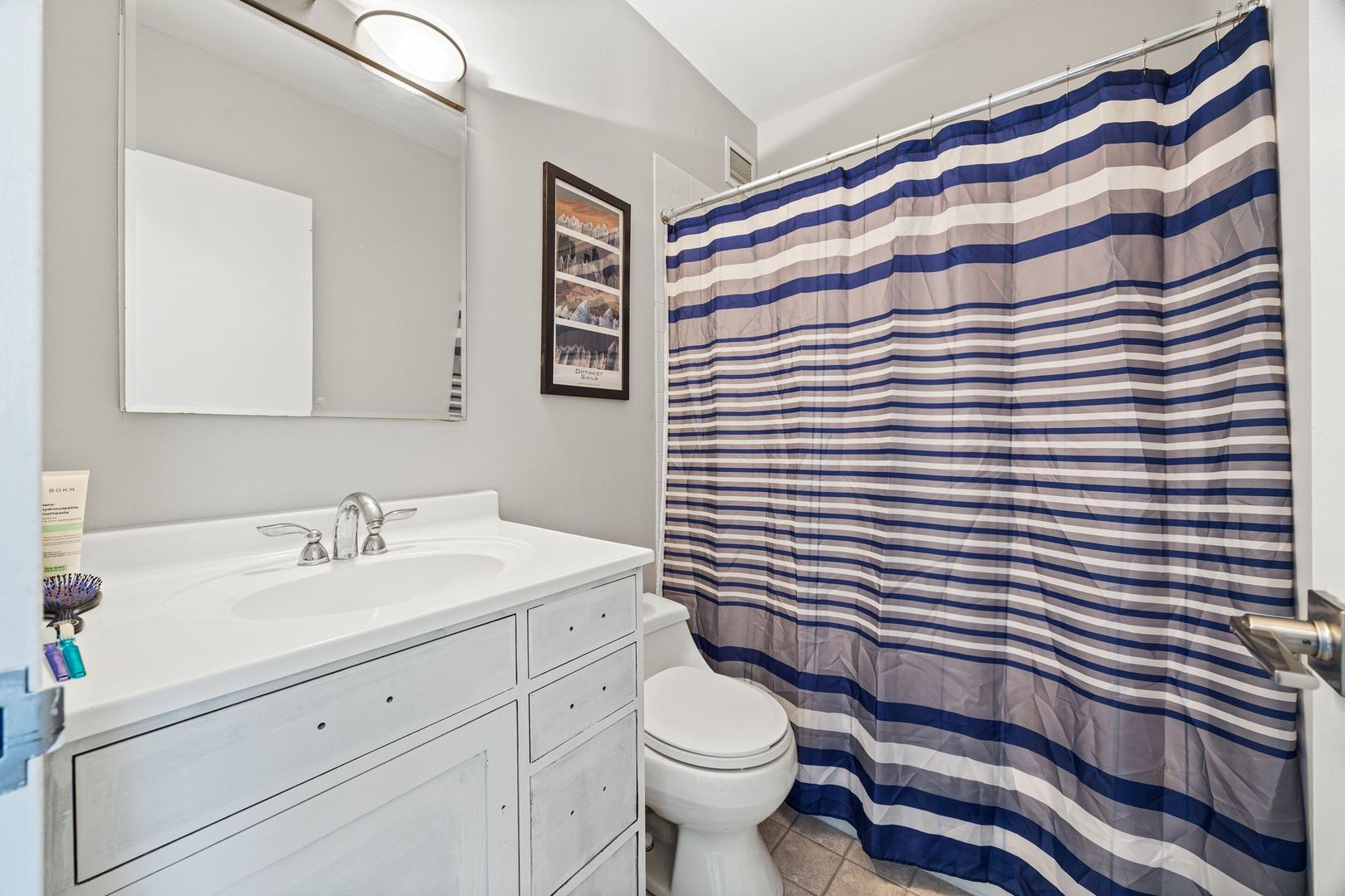 3200 N Lake Shore Drive Unit: 1011