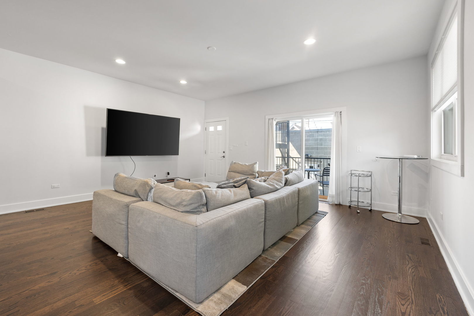 1006 W Cullerton Street Unit: 1E