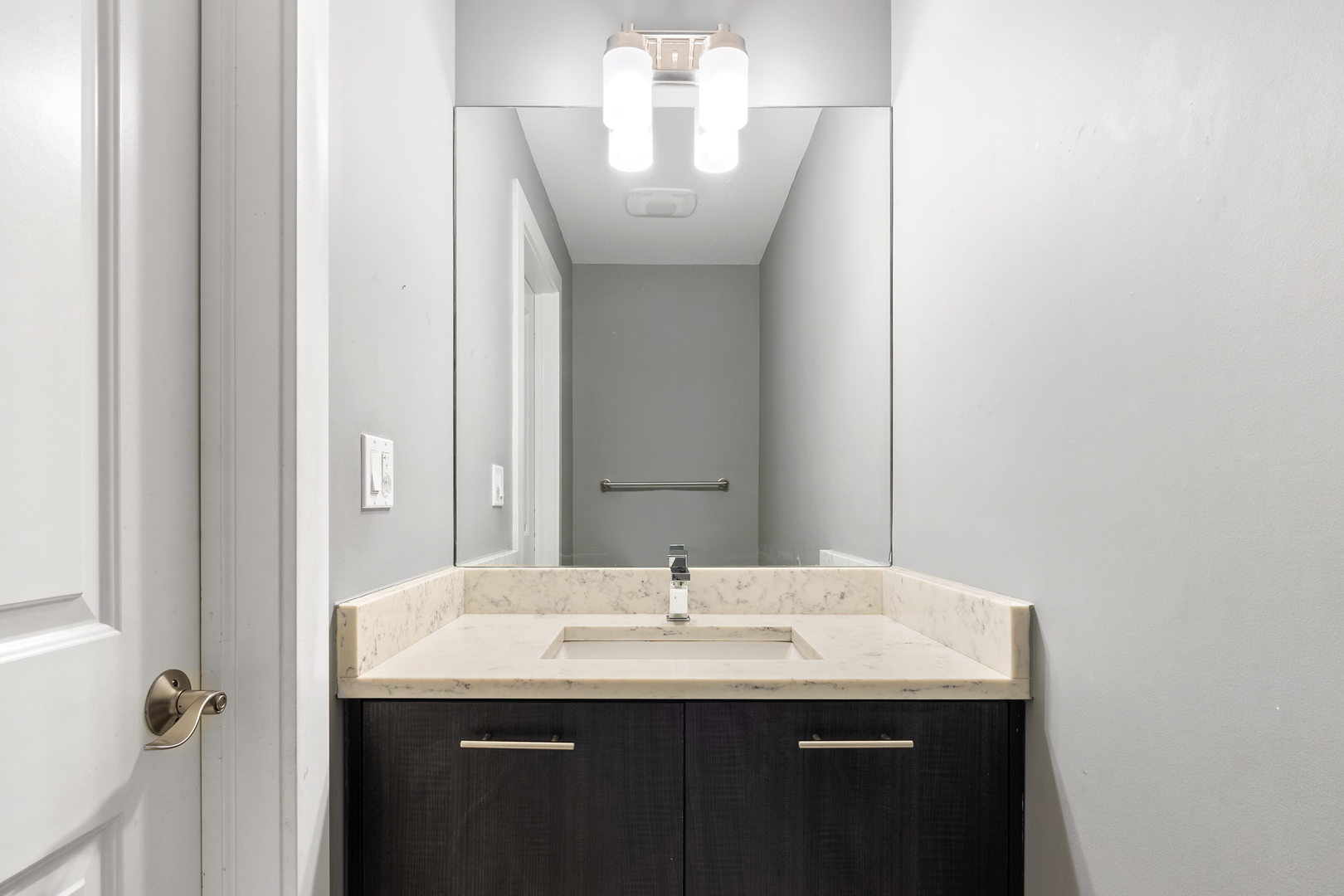 1006 W Cullerton Street Unit: 1E