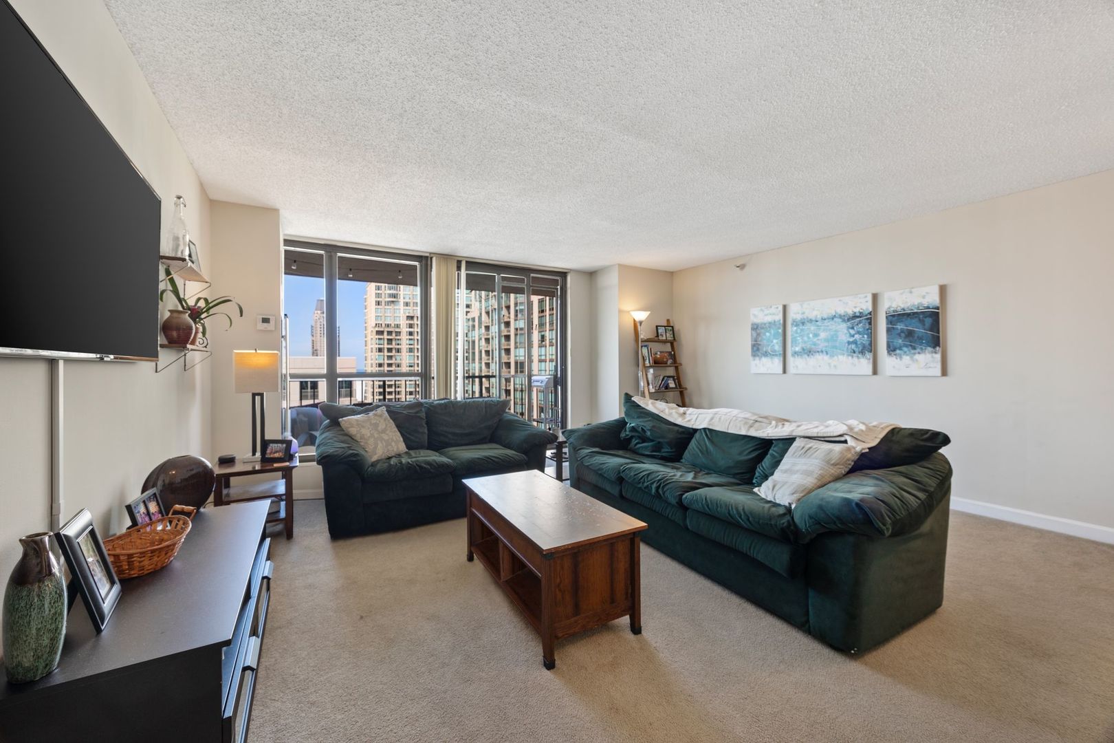 10 E Ontario Street Unit: 4307