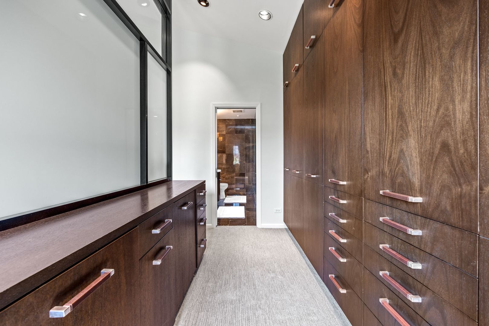 434 W ARMITAGE Avenue W Unit: B