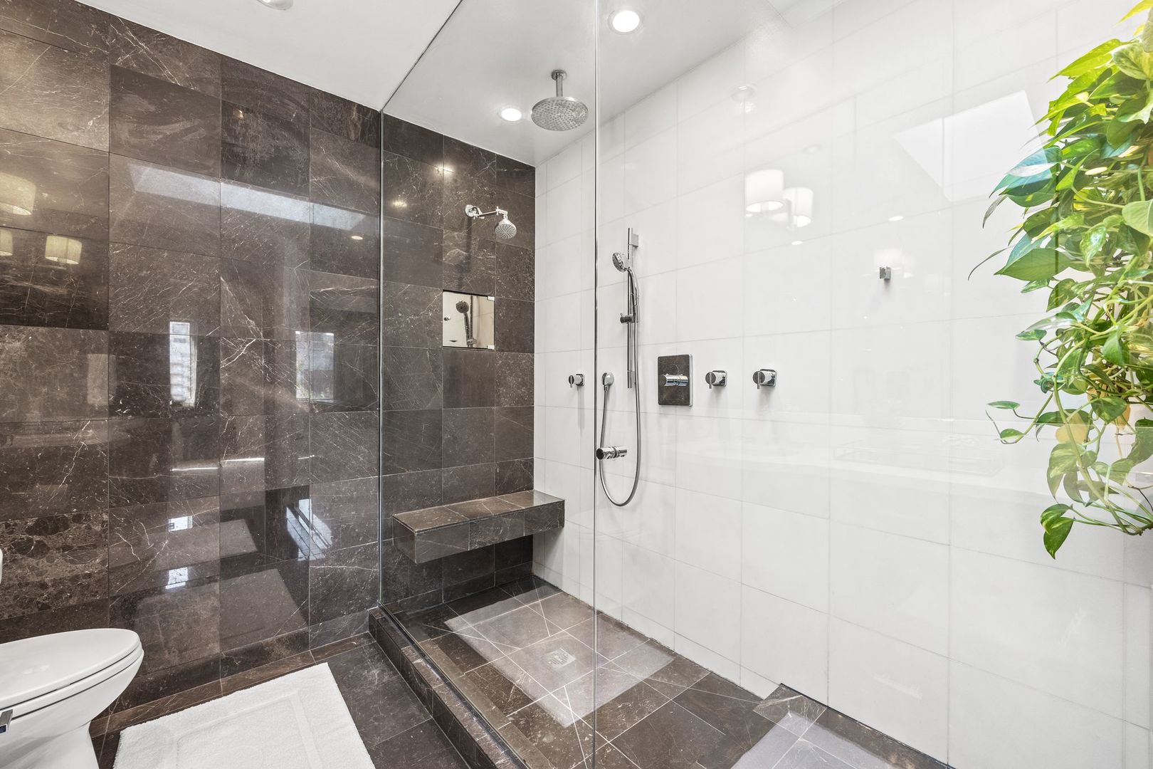 434 W ARMITAGE Avenue W Unit: B