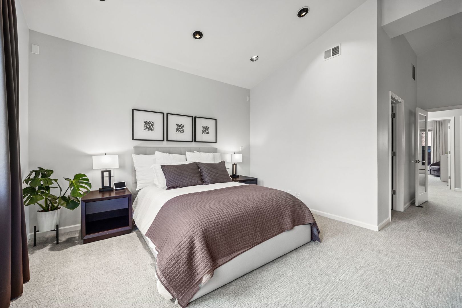 434 W ARMITAGE Avenue W Unit: B