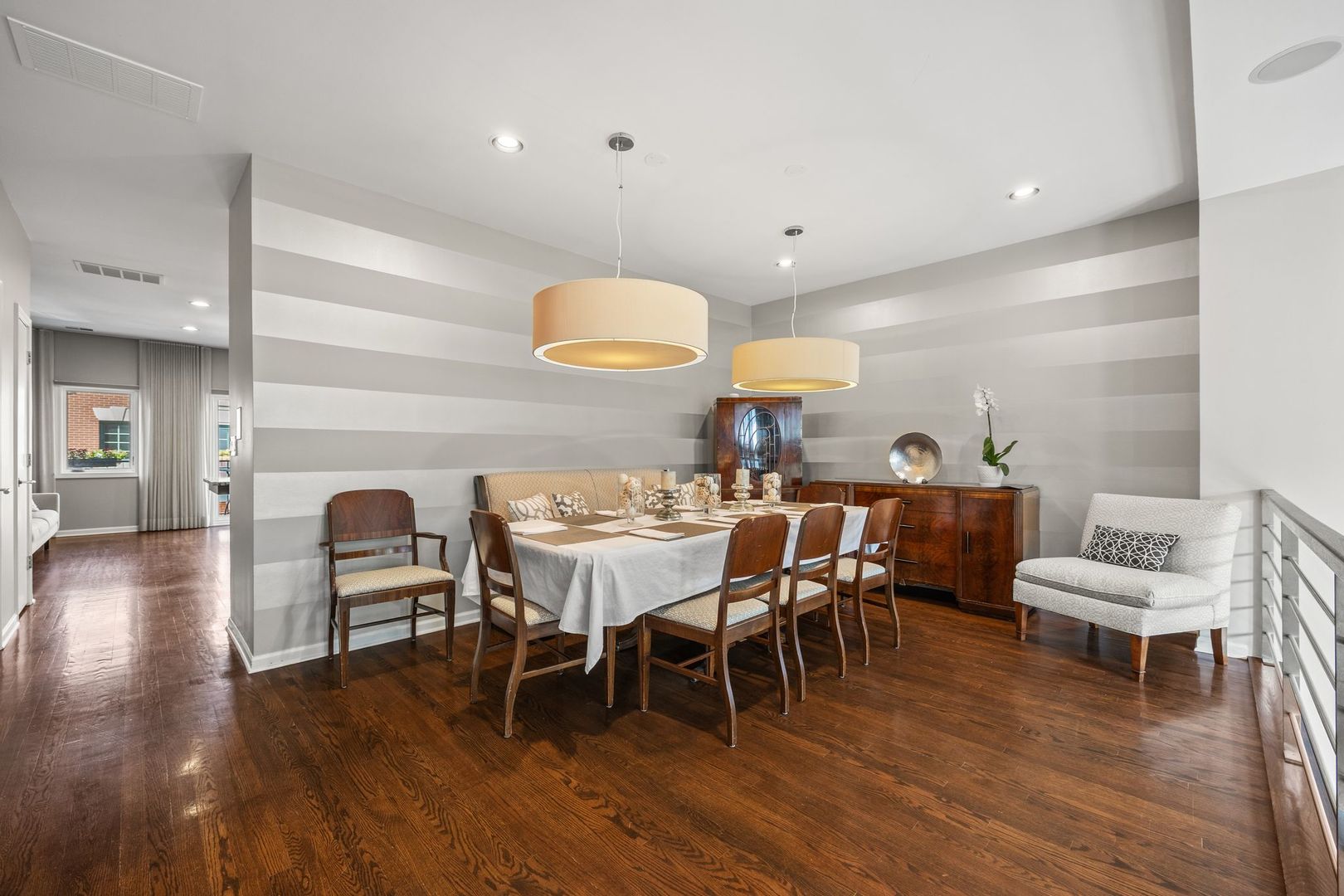 434 W ARMITAGE Avenue W Unit: B