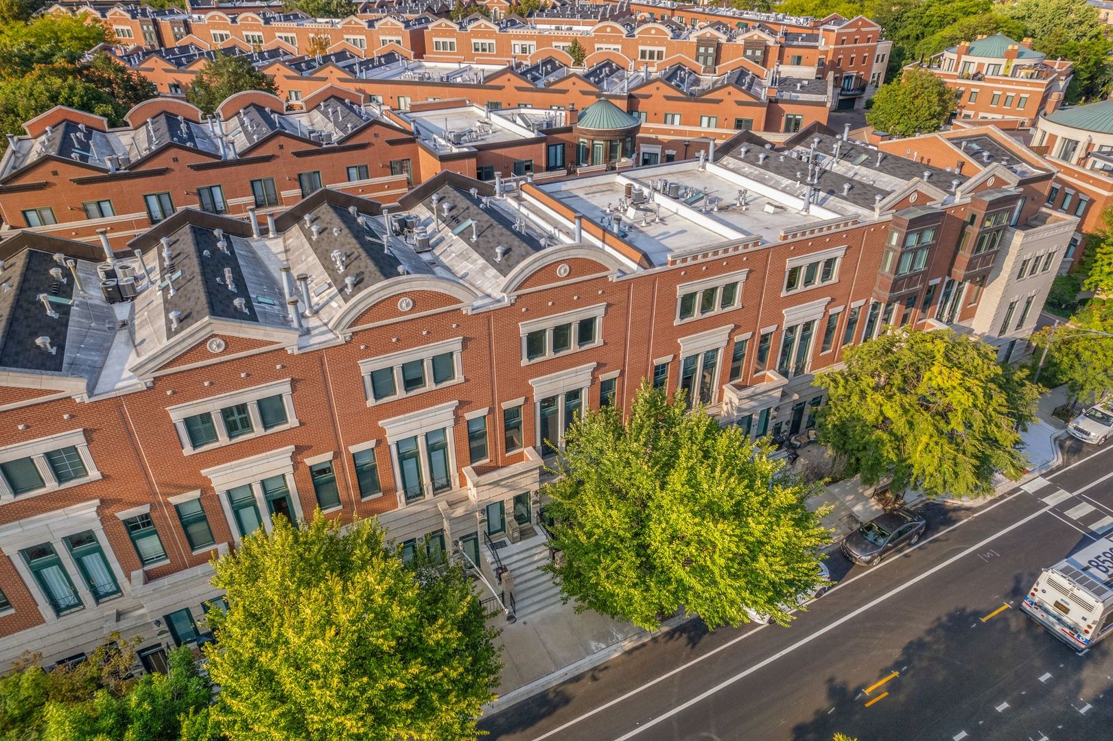 434 W ARMITAGE Avenue W Unit: B