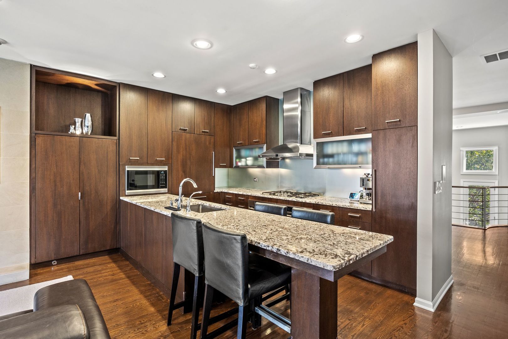 434 W ARMITAGE Avenue W Unit: B