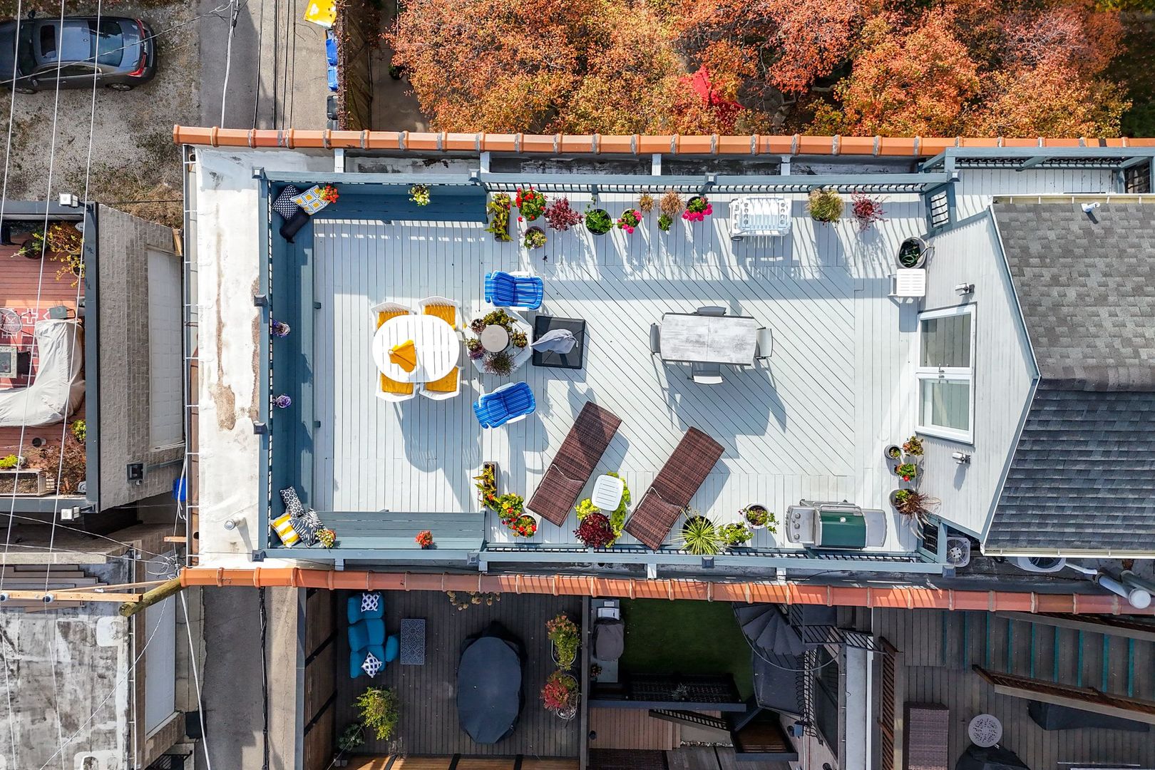 1947 N Kenmore Avenue Unit: EAST