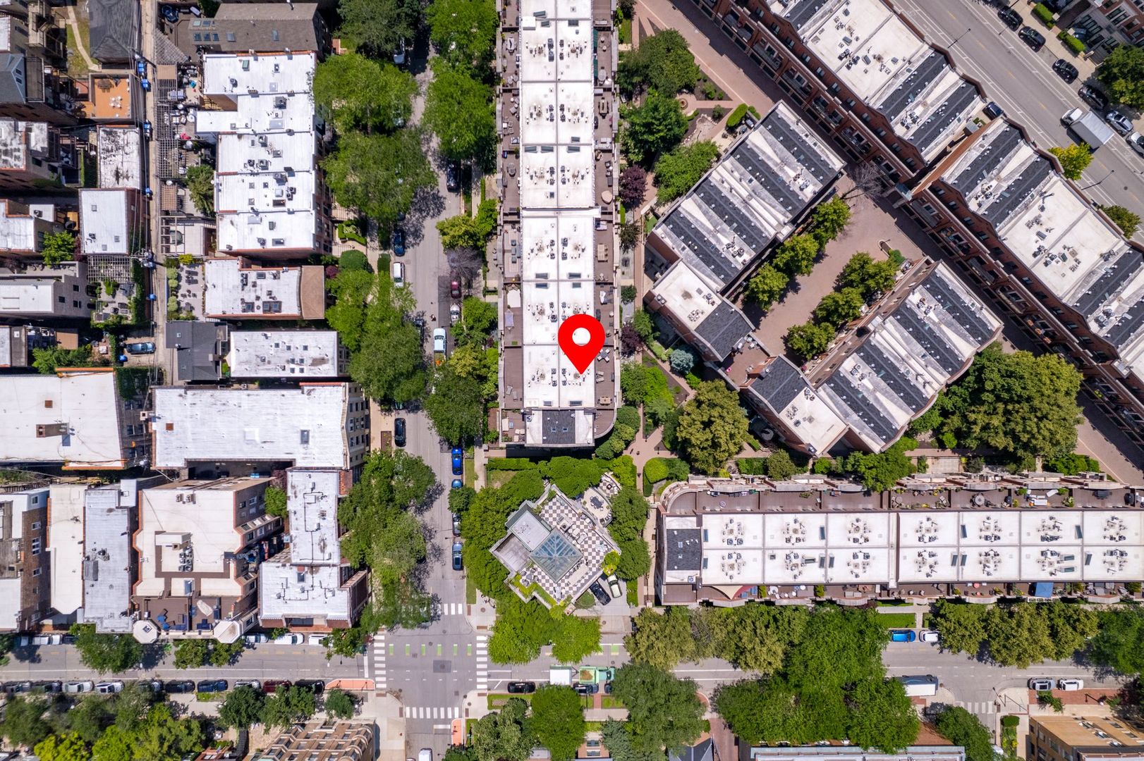2030 N Sedgwick Street Unit: J