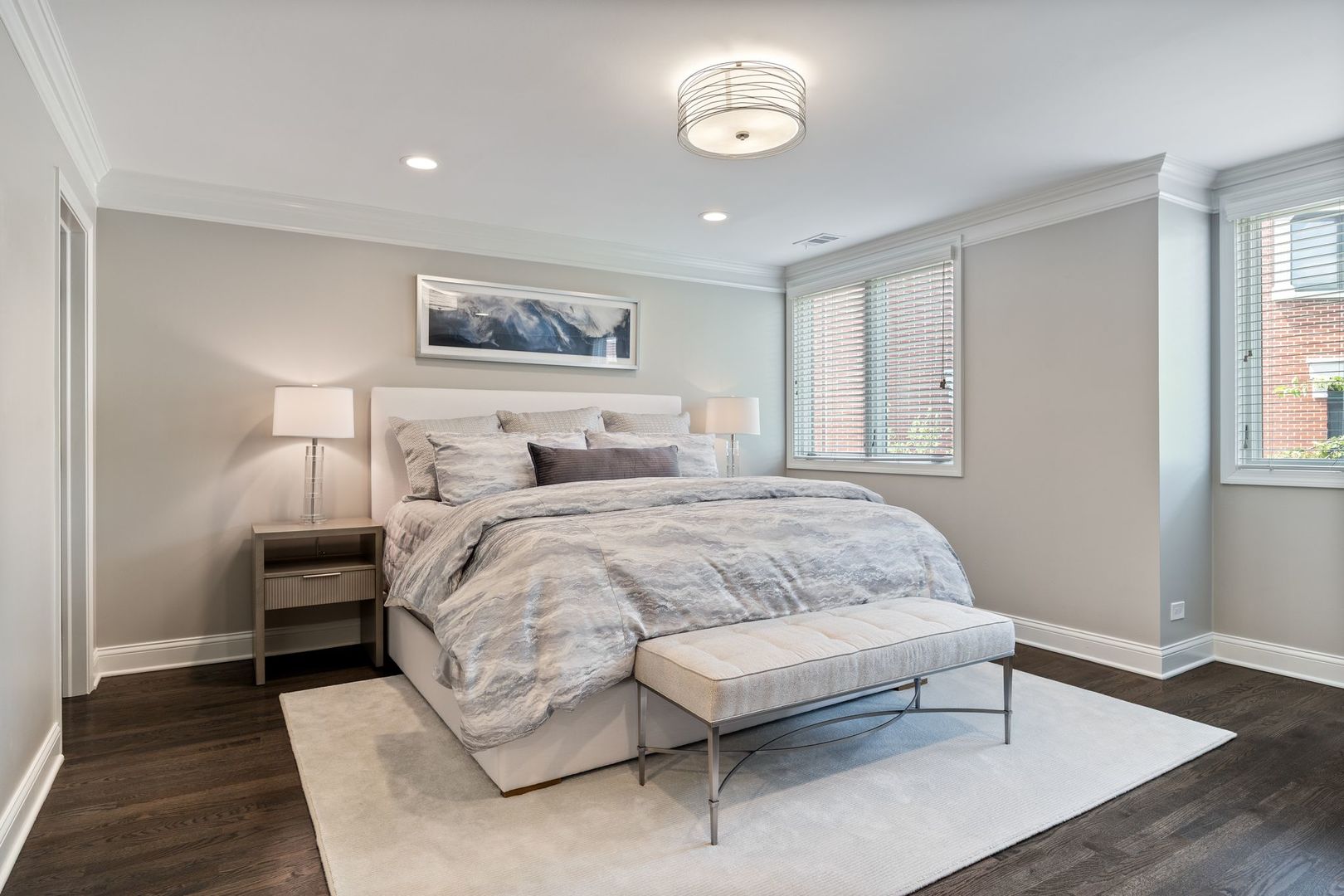 2030 N Sedgwick Street Unit: J