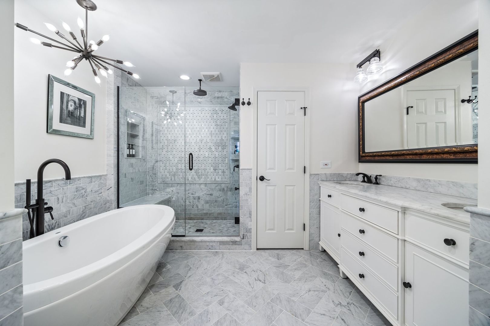2030 N Sedgwick Street Unit: J