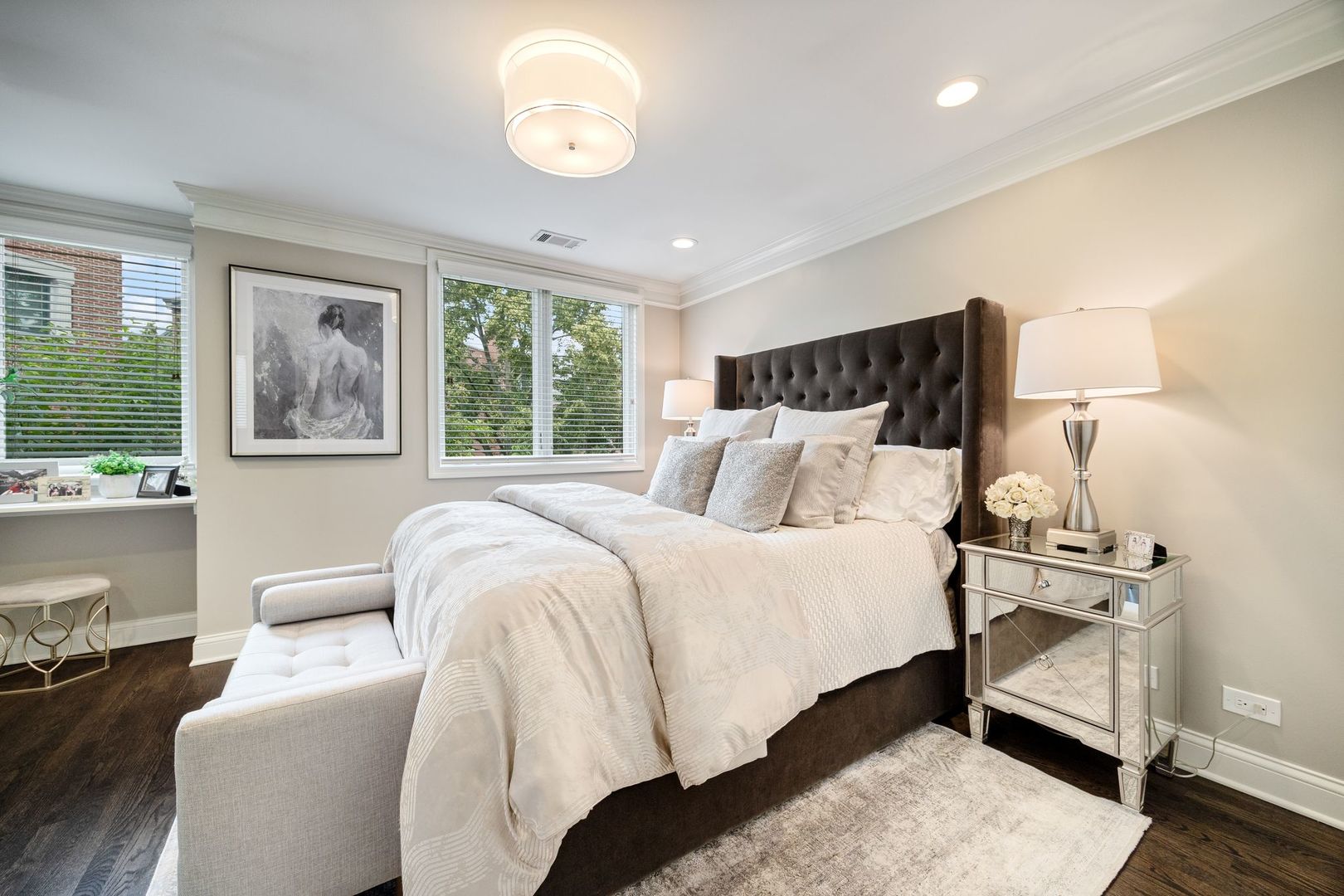 2030 N Sedgwick Street Unit: J