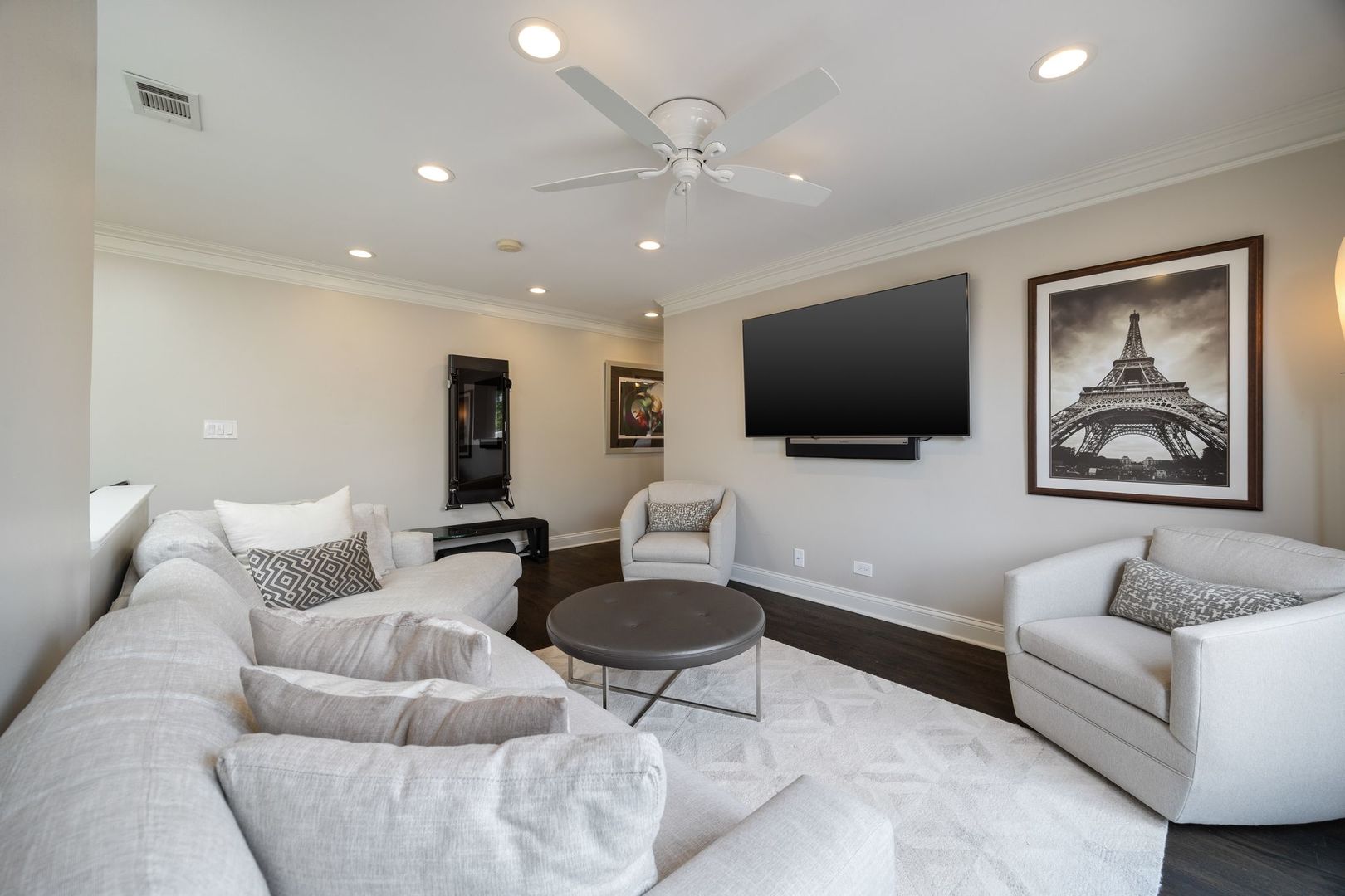 2030 N Sedgwick Street Unit: J