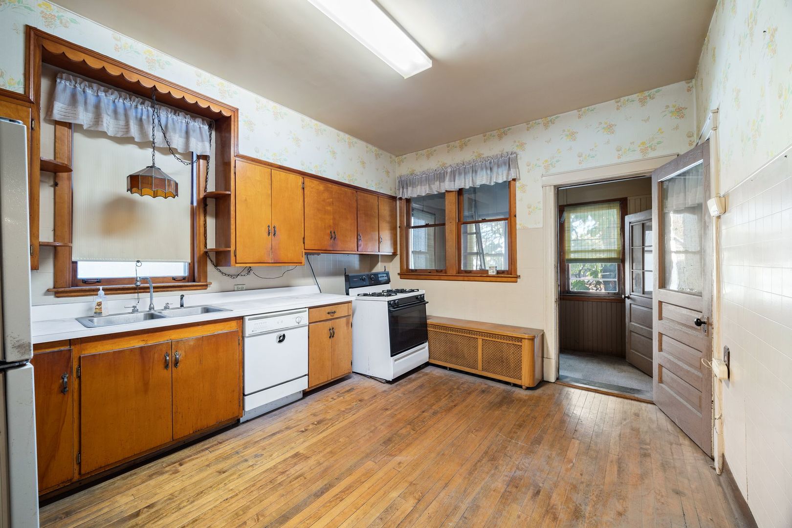 2510 N Rockwell Street