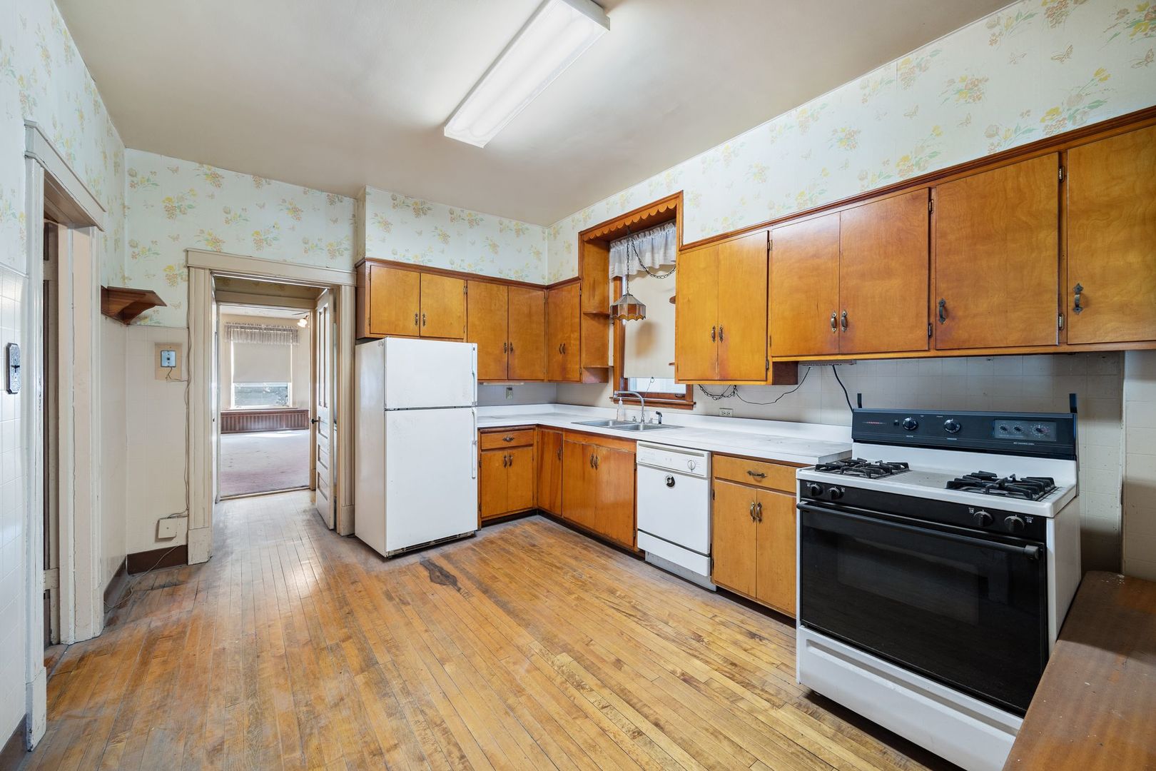 2510 N Rockwell Street