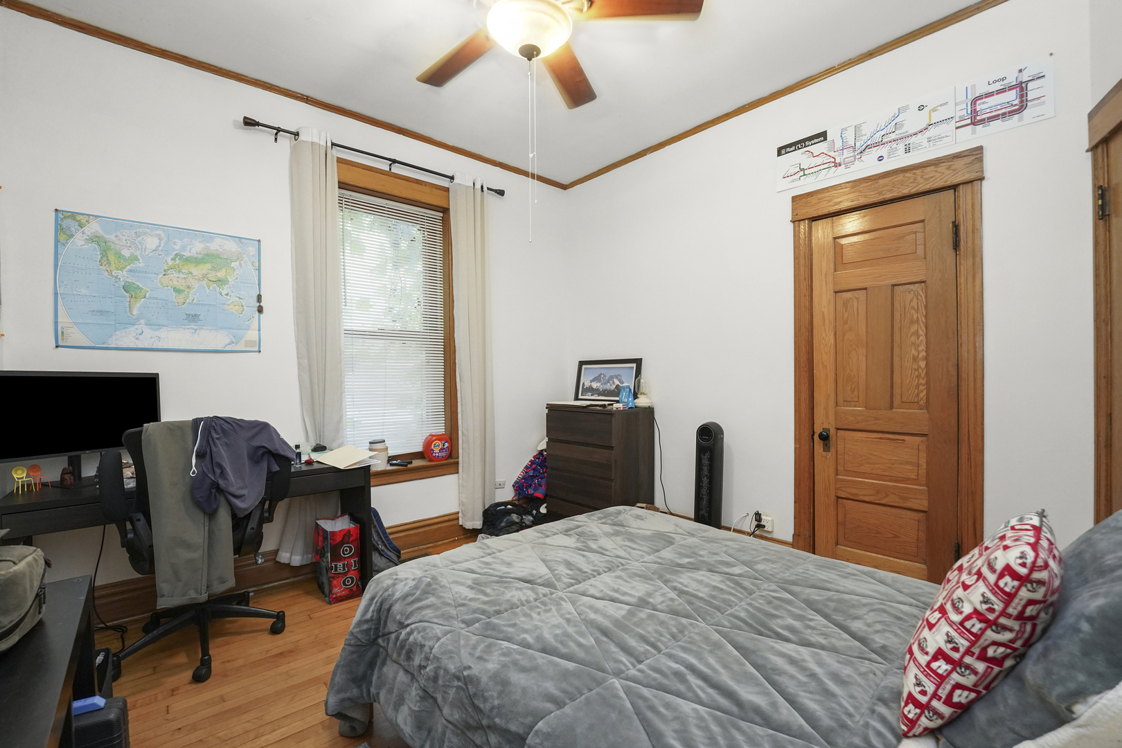 3135 N Clifton Avenue