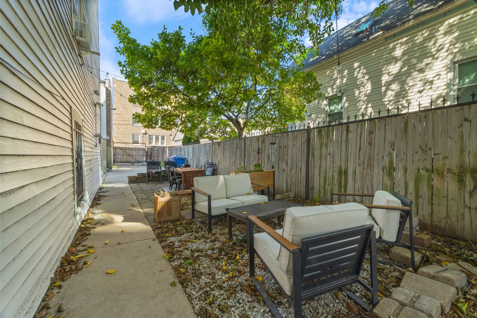 1836 N Central Park Avenue