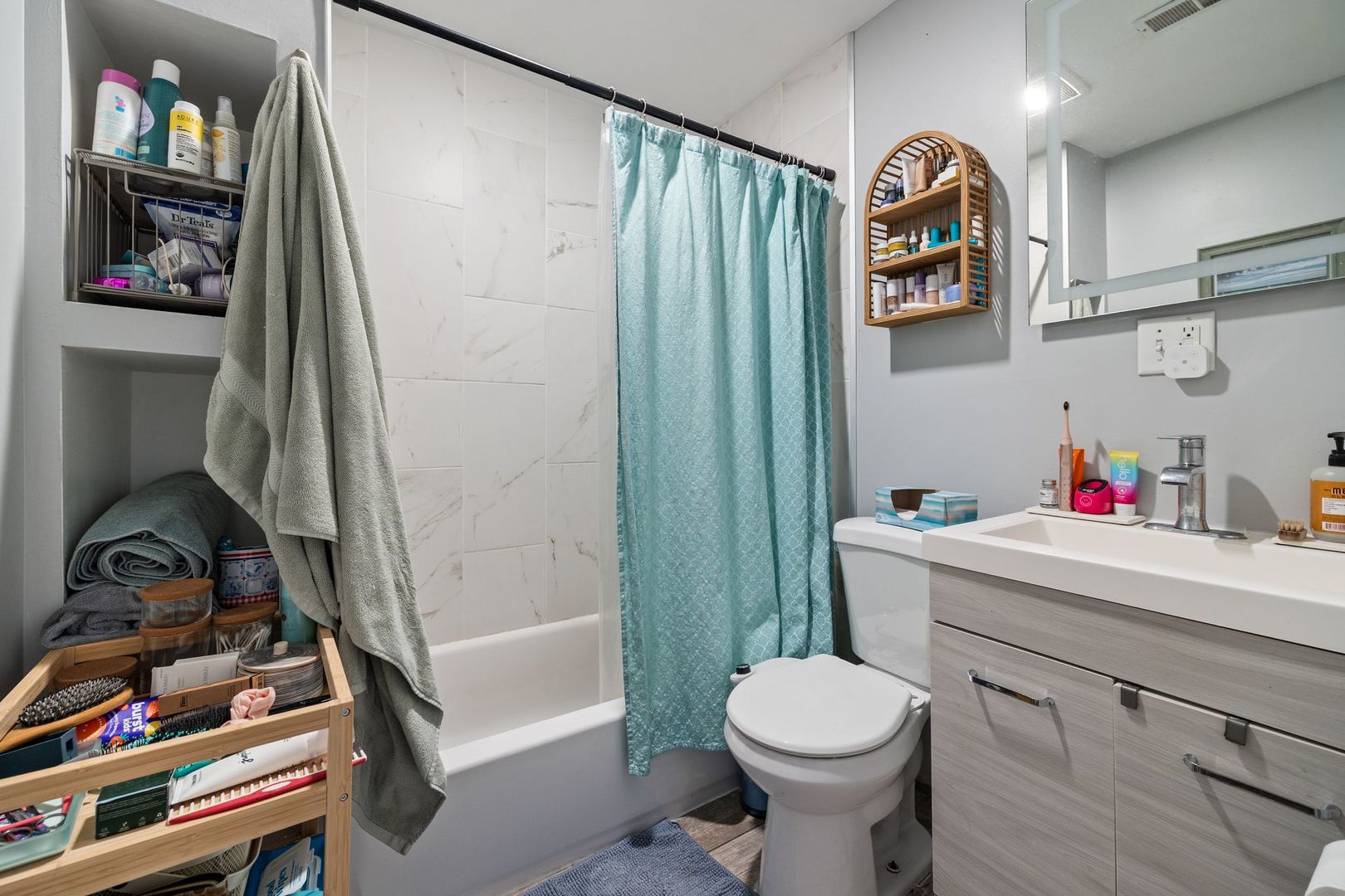 1836 N Central Park Avenue