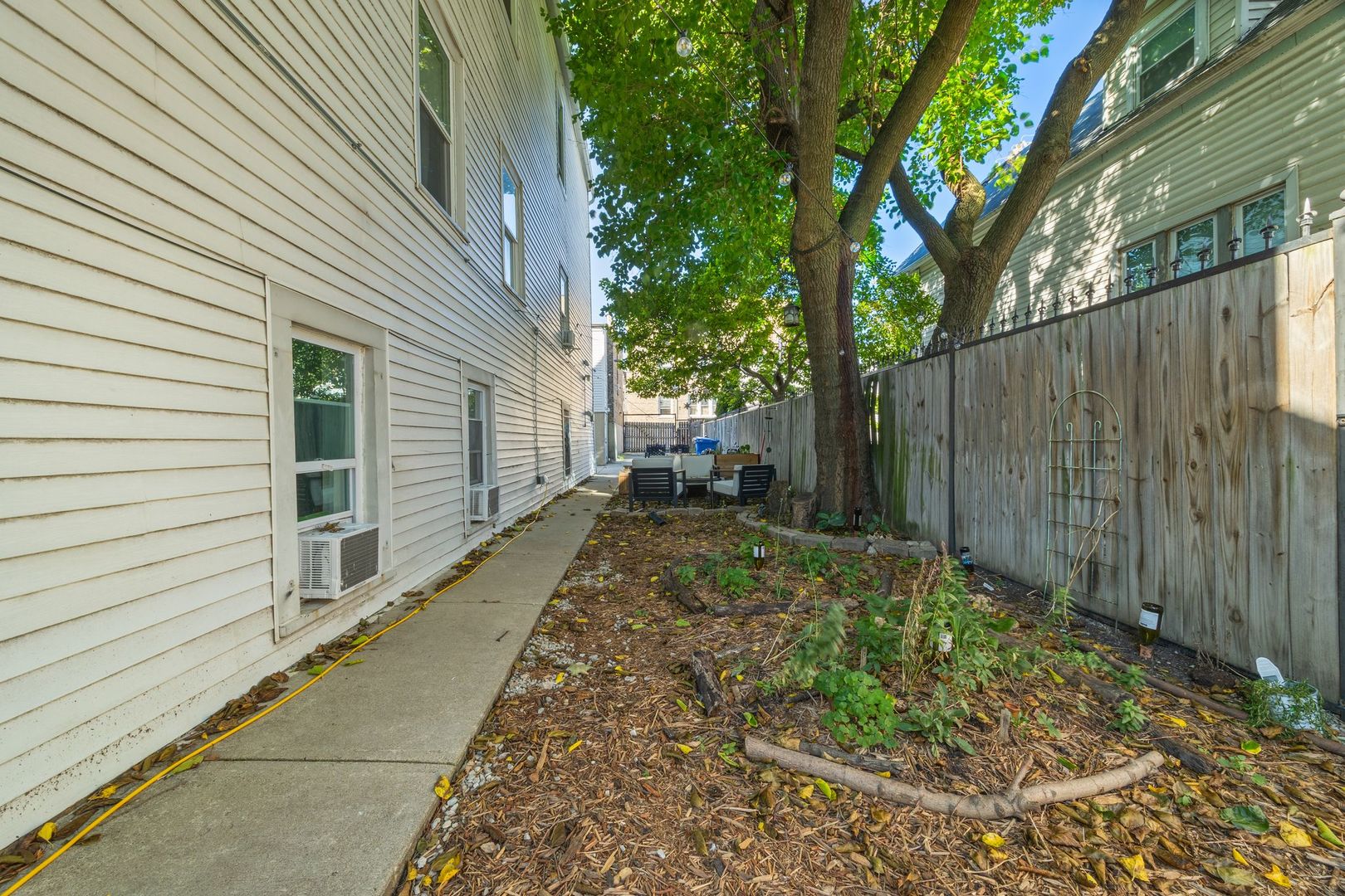 1836 N Central Park Avenue