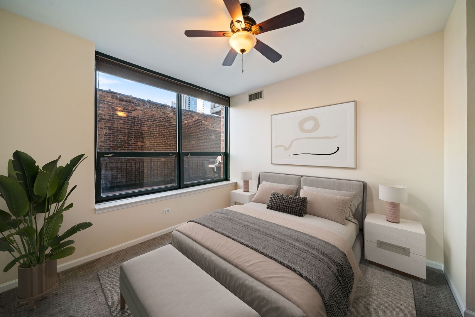 400 W Ontario Street Unit: 804