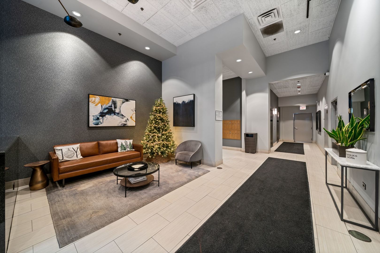 400 W Ontario Street Unit: 804