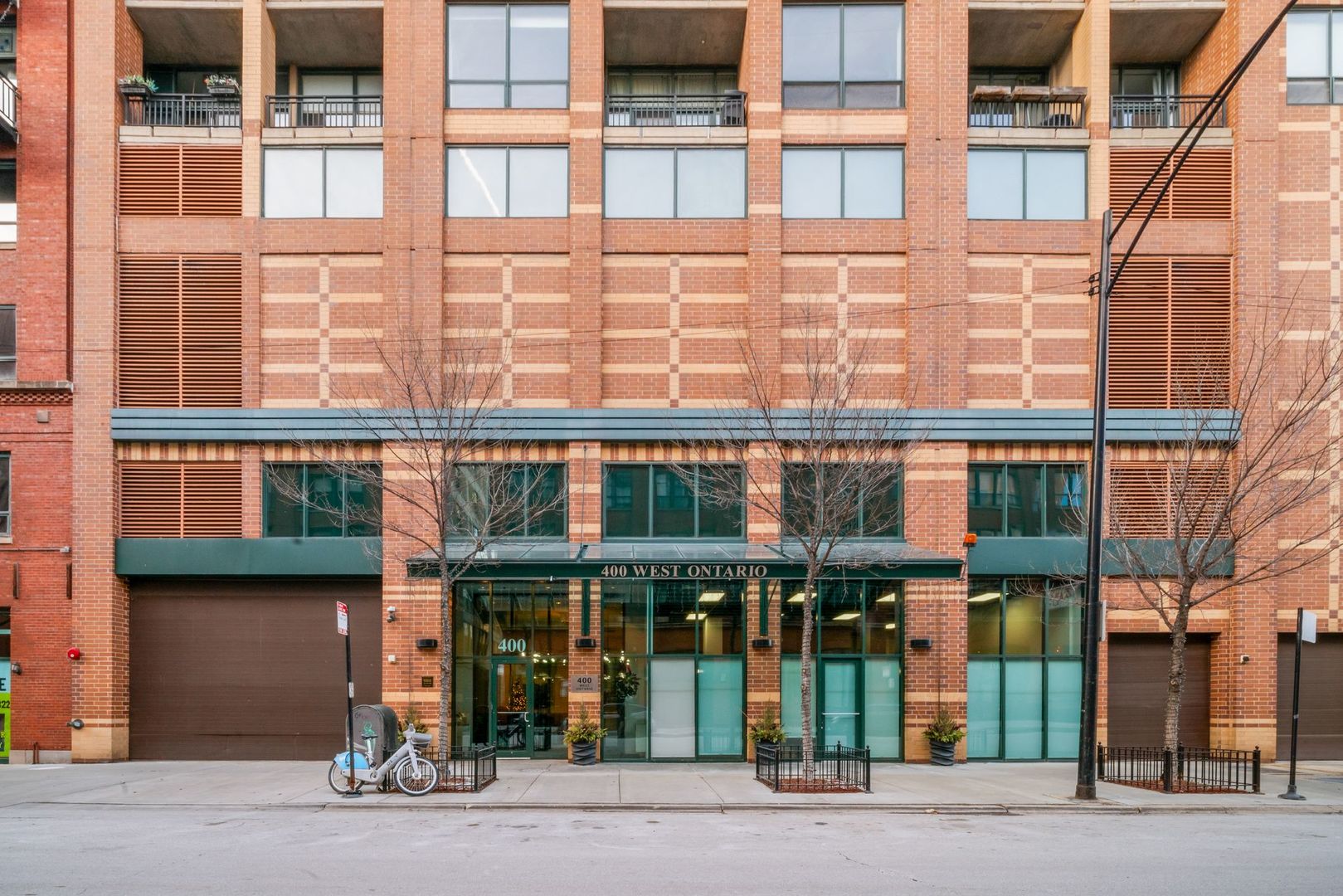 400 W Ontario Street Unit: 804