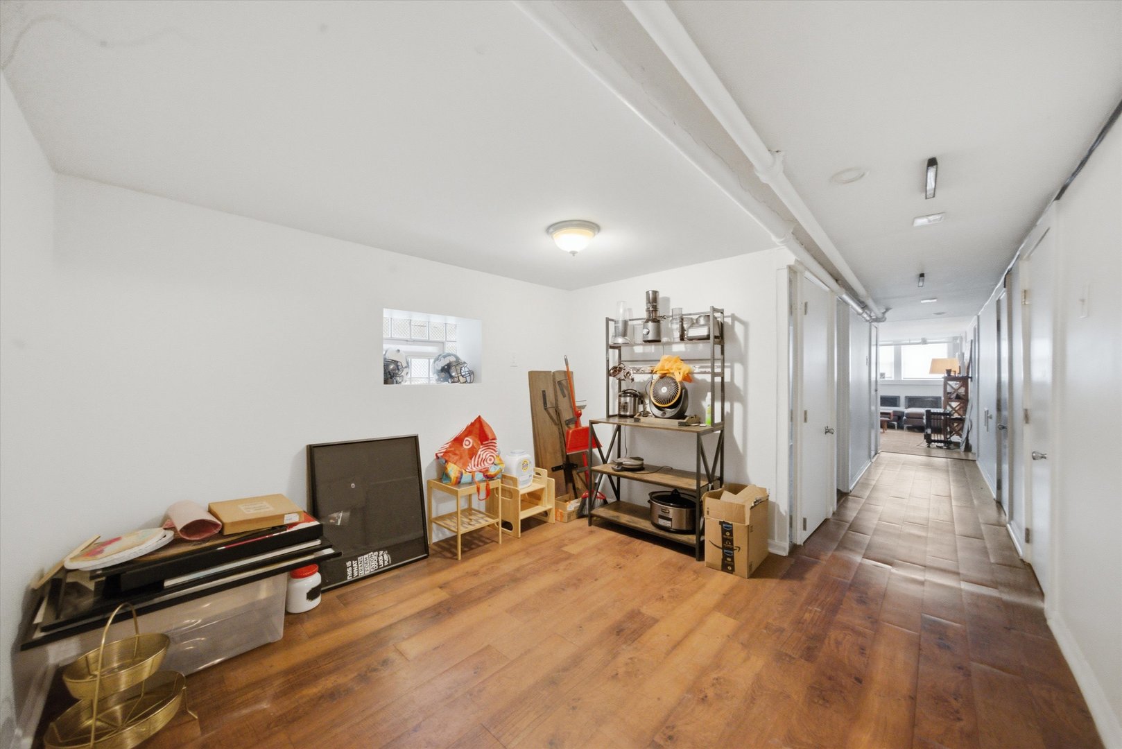 3742 W Diversey Avenue