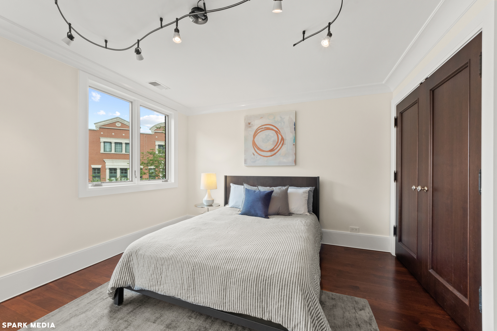 2030 N Sedgwick Street Unit: P
