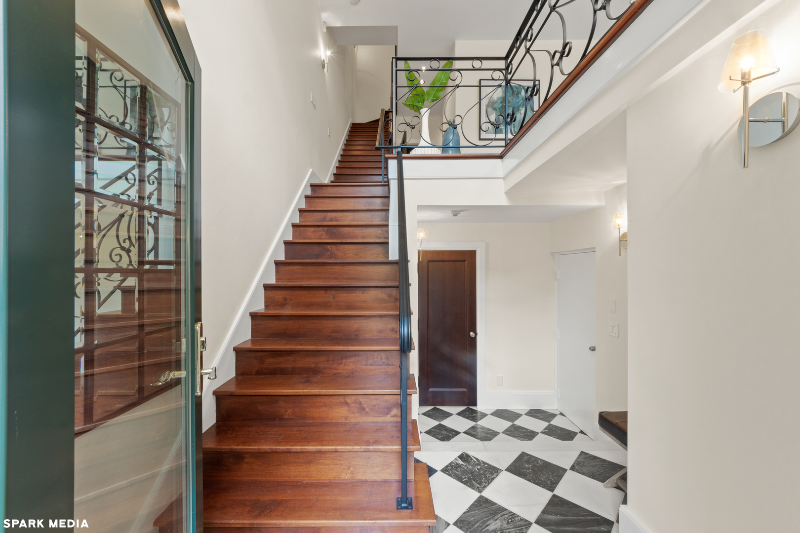 2030 N Sedgwick Street Unit: P