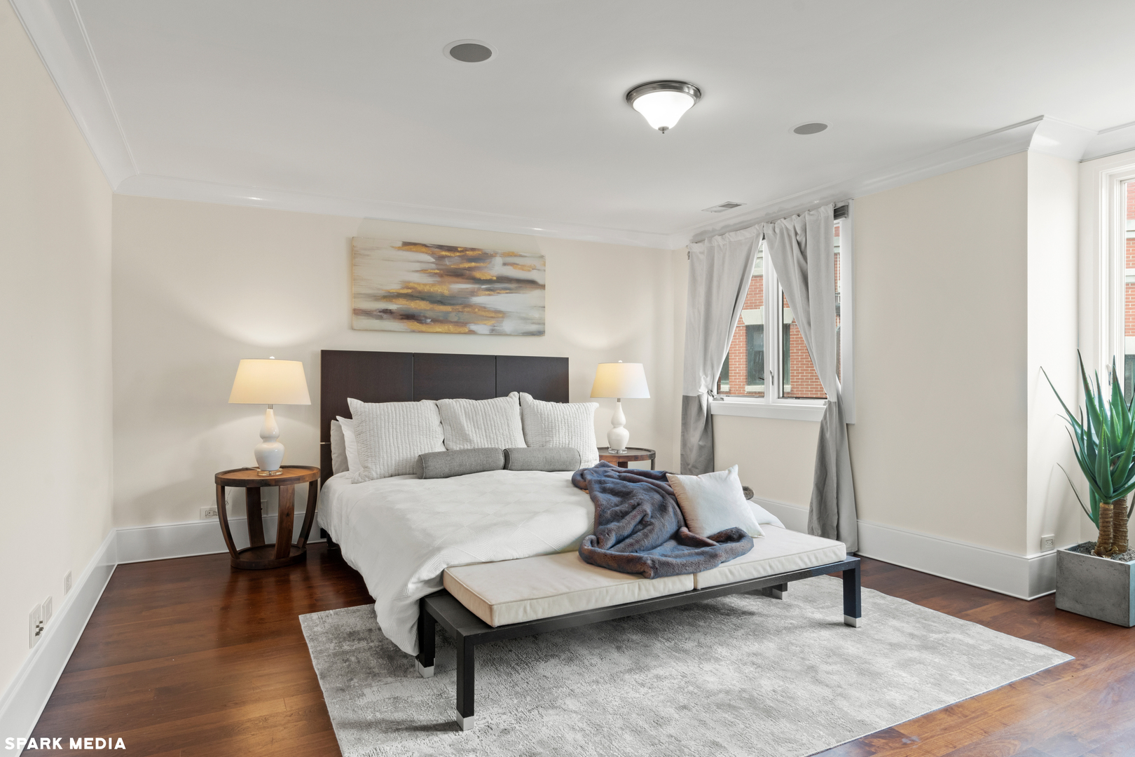 2030 N Sedgwick Street Unit: P