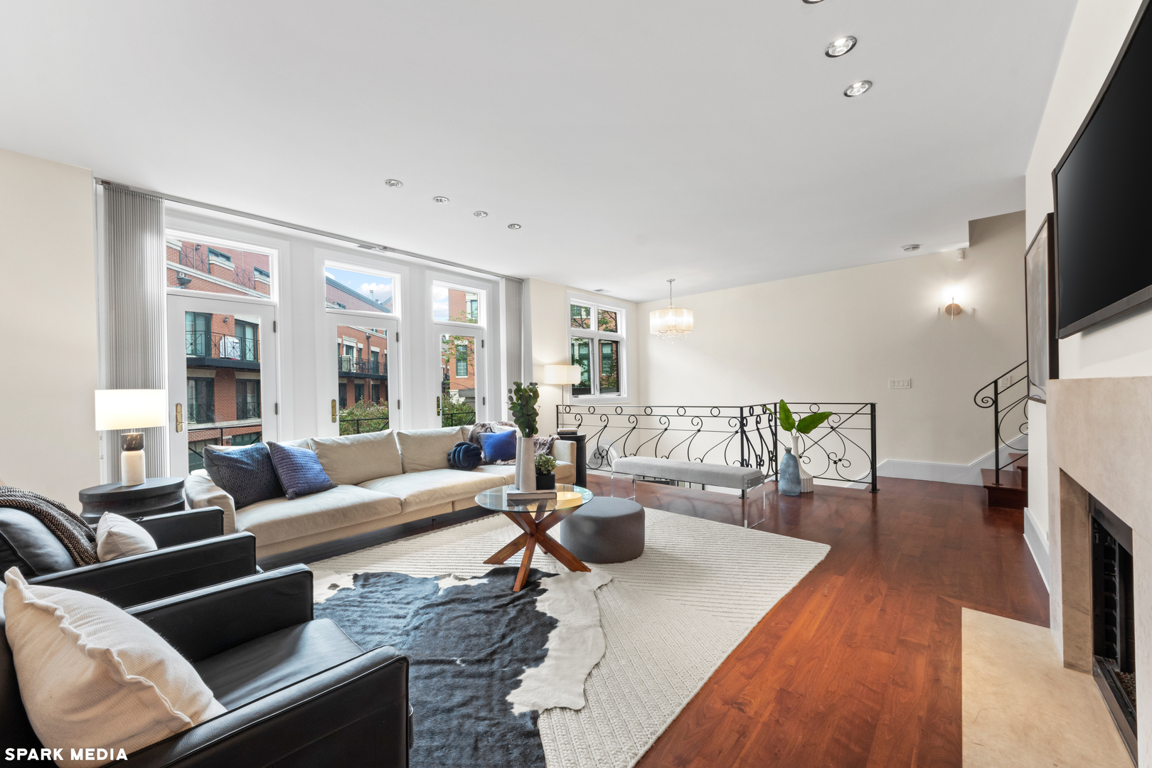2030 N Sedgwick Street Unit: P