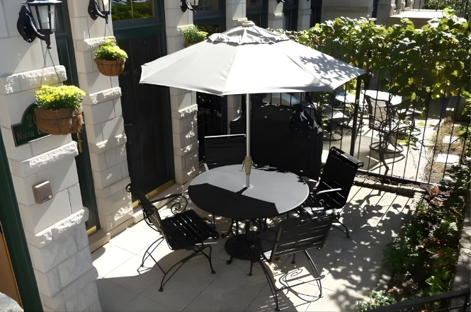 2039 N LINCOLN Avenue