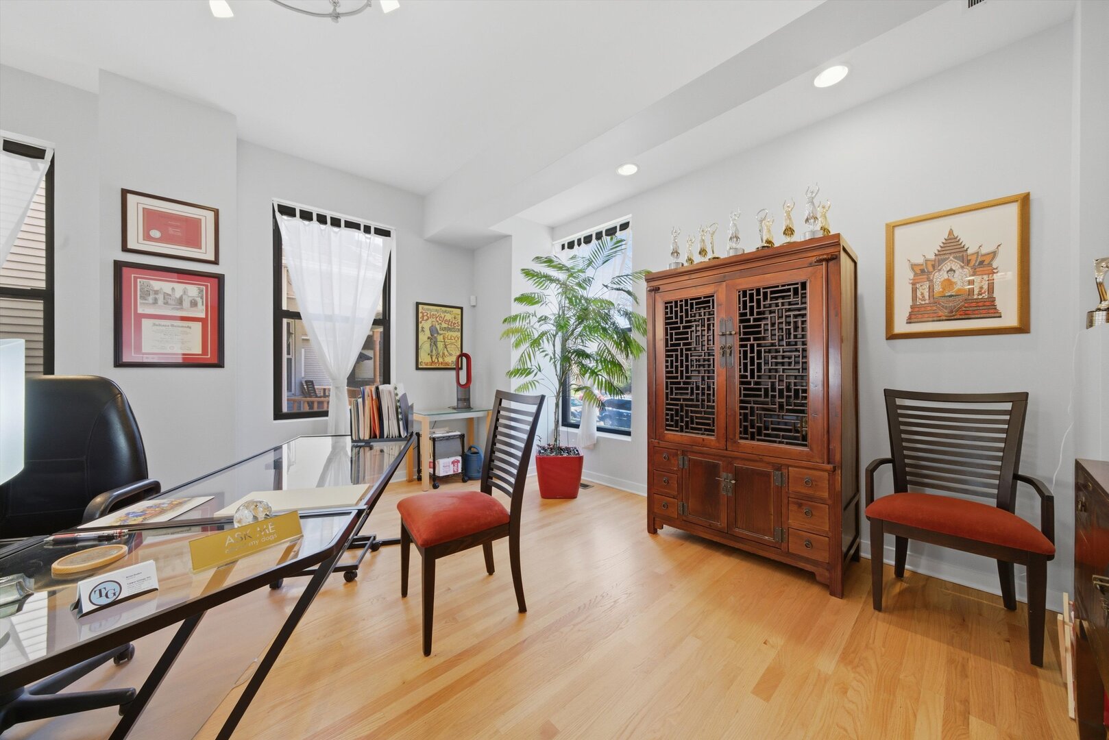 1733 W Lawrence Avenue Unit: CU2