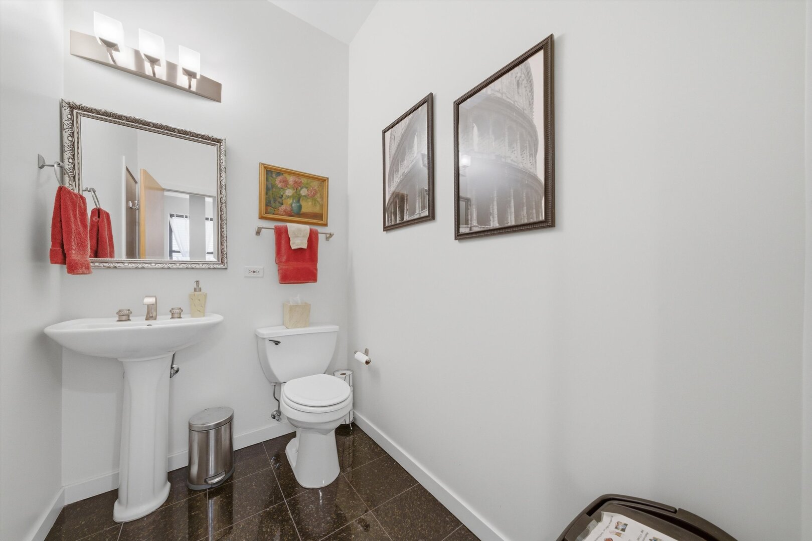 1733 W Lawrence Avenue Unit: CU2