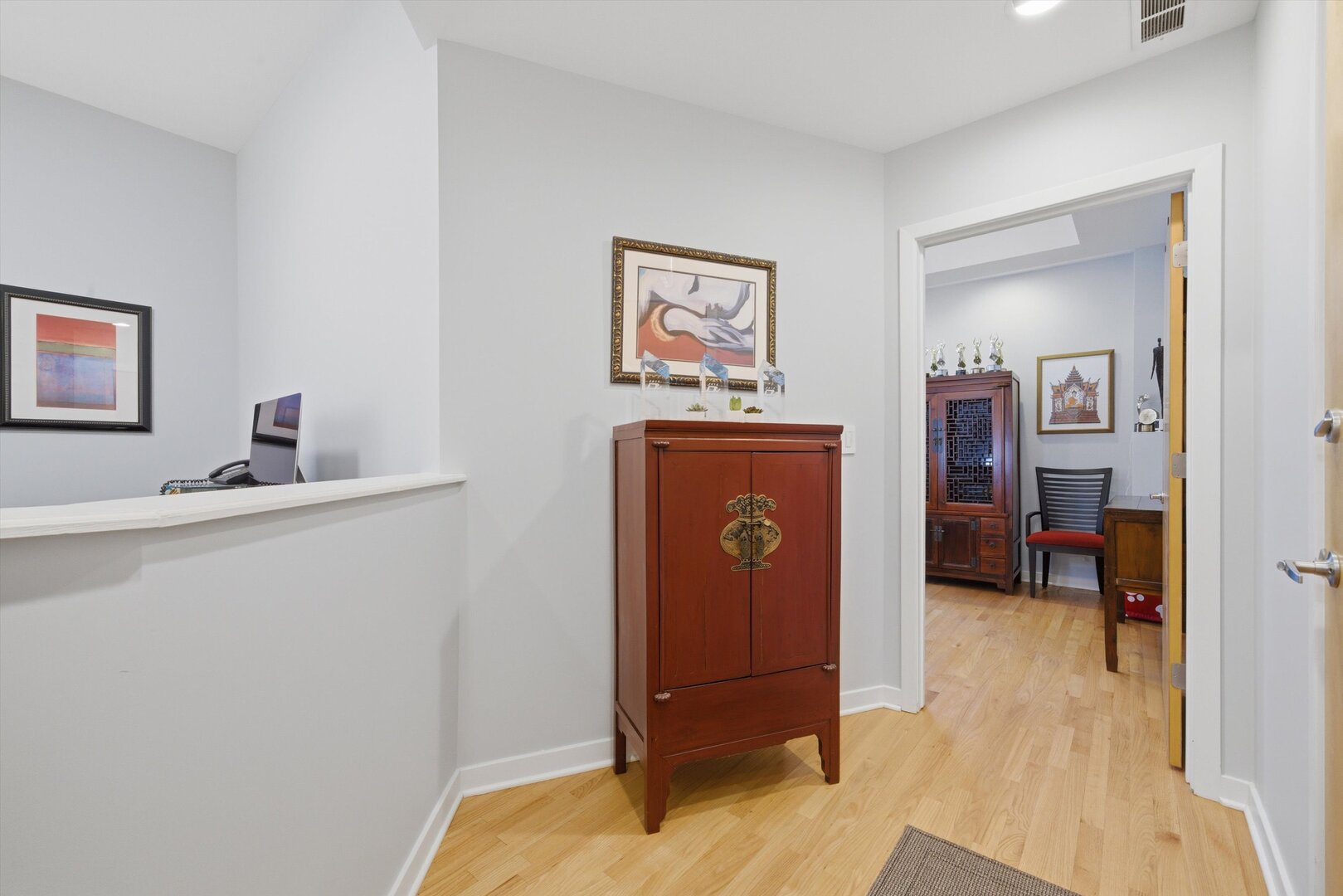 1733 W Lawrence Avenue Unit: CU2