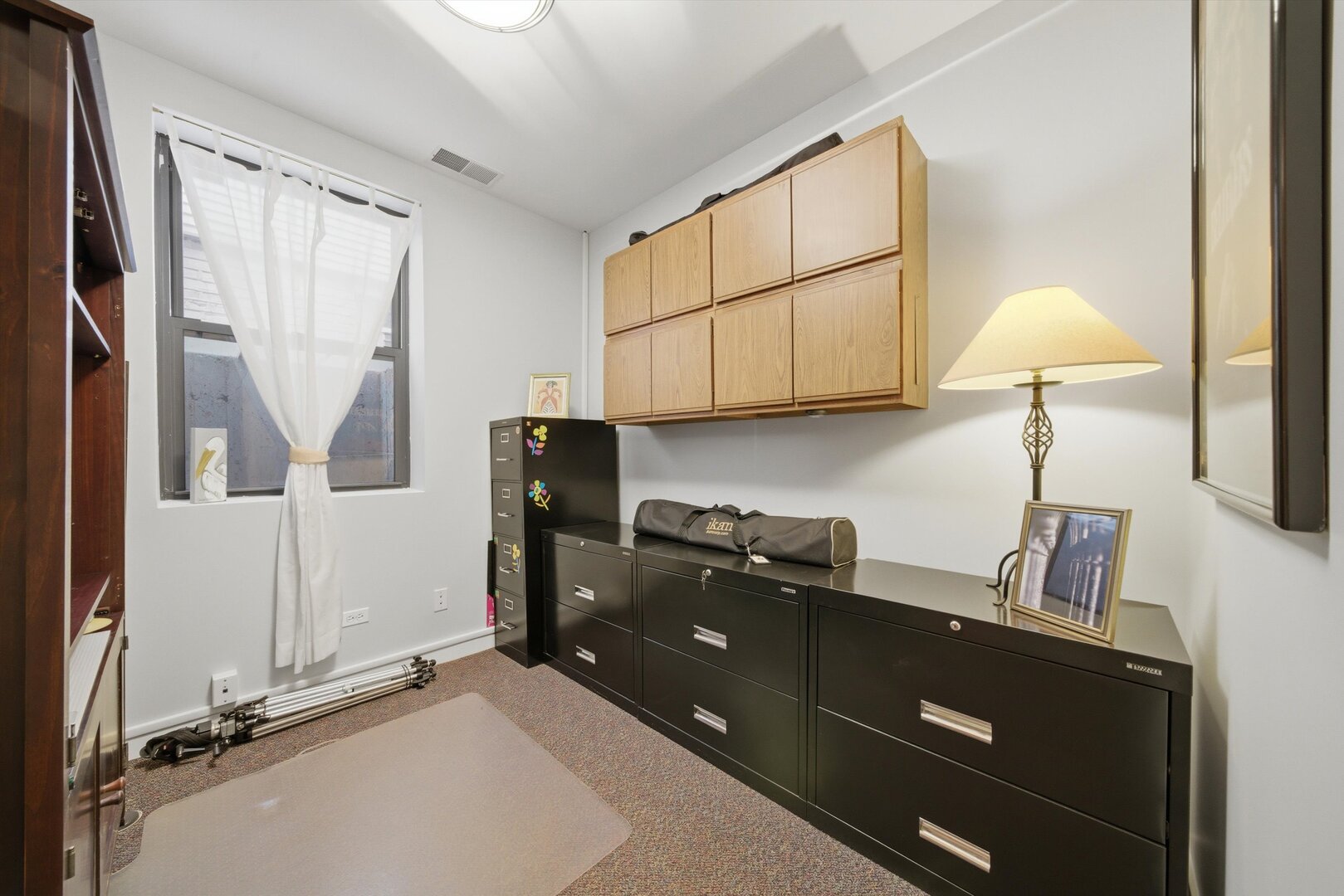 1733 W Lawrence Avenue Unit: CU2