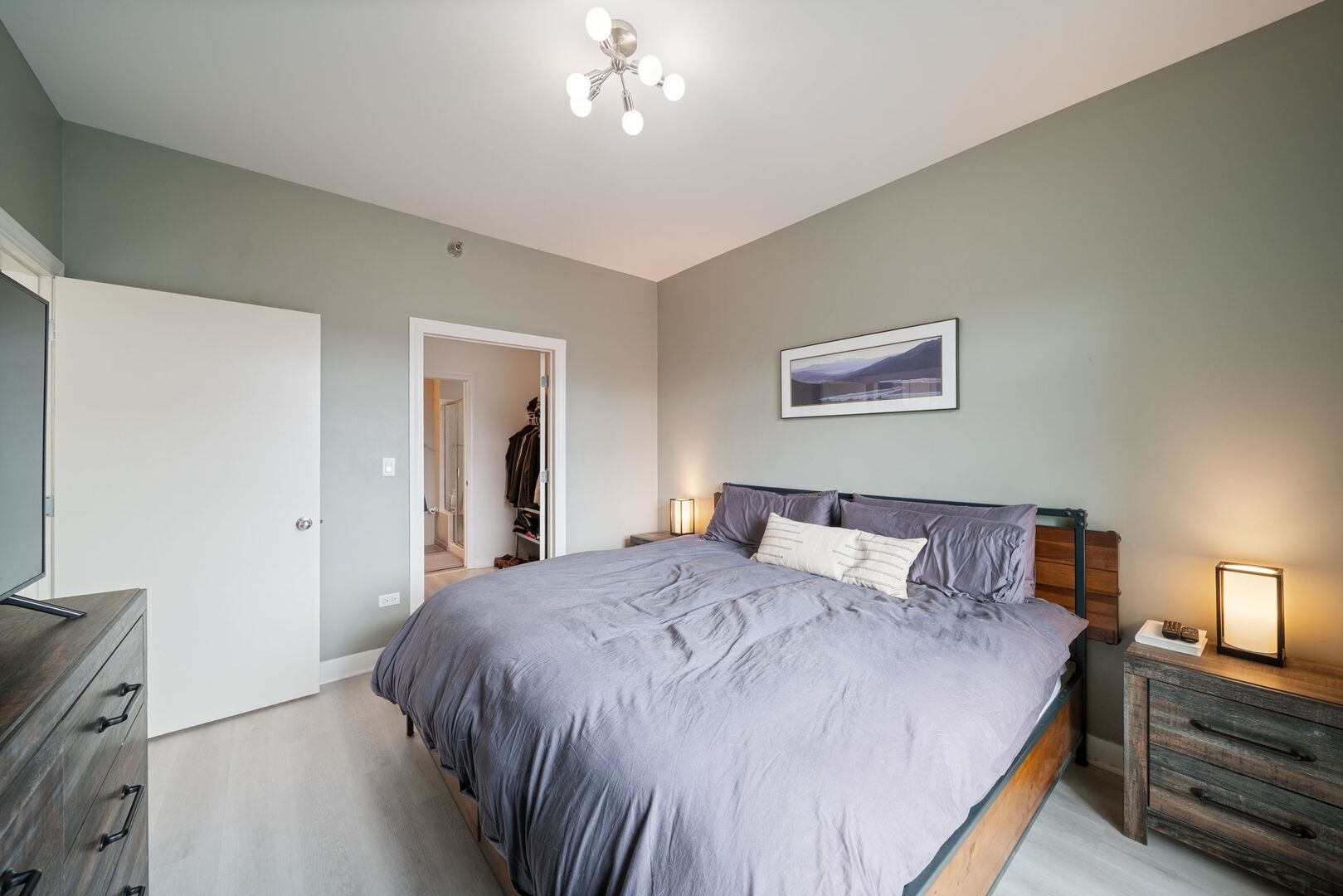 225 S SANGAMON Street Unit: 308