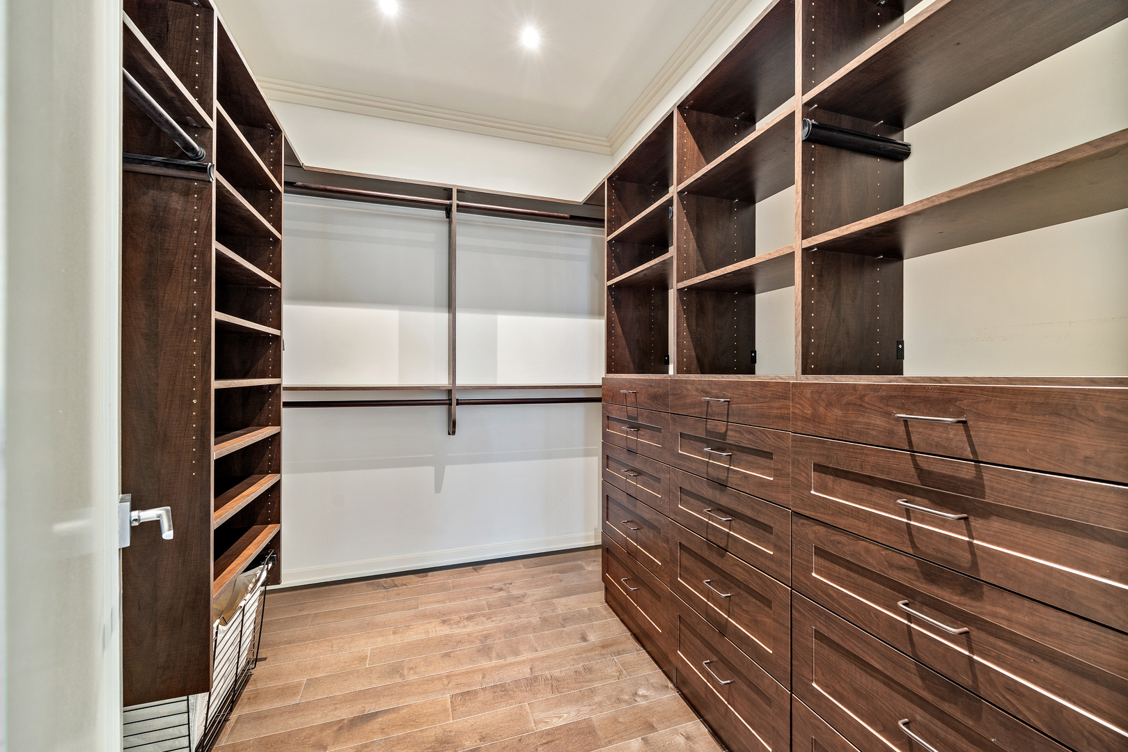 6 N Michigan Avenue Unit: 1103