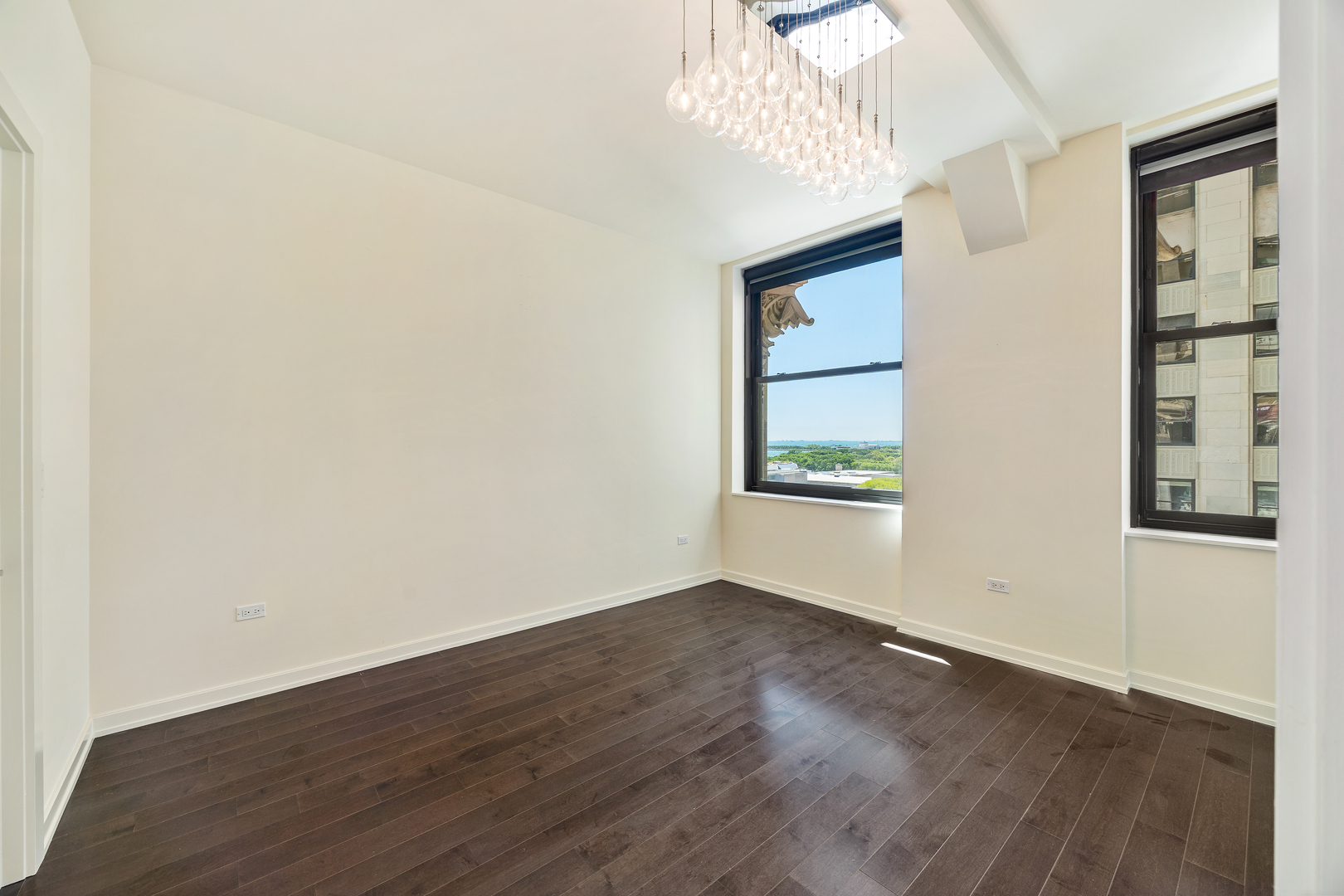 6 N Michigan Avenue Unit: 1103