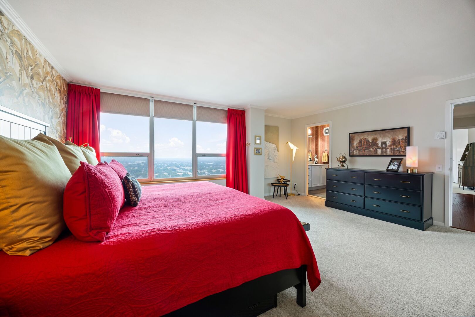 940 W Glenlake Avenue Unit: 34D