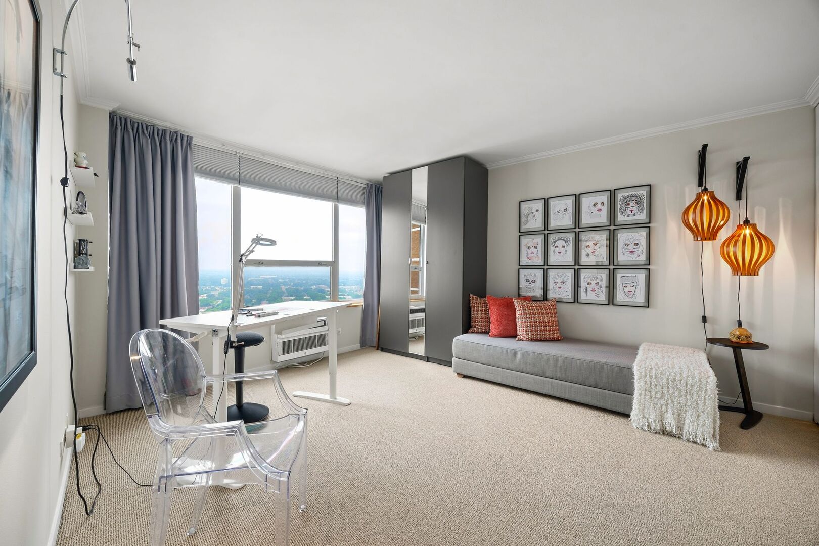 940 W Glenlake Avenue Unit: 34D