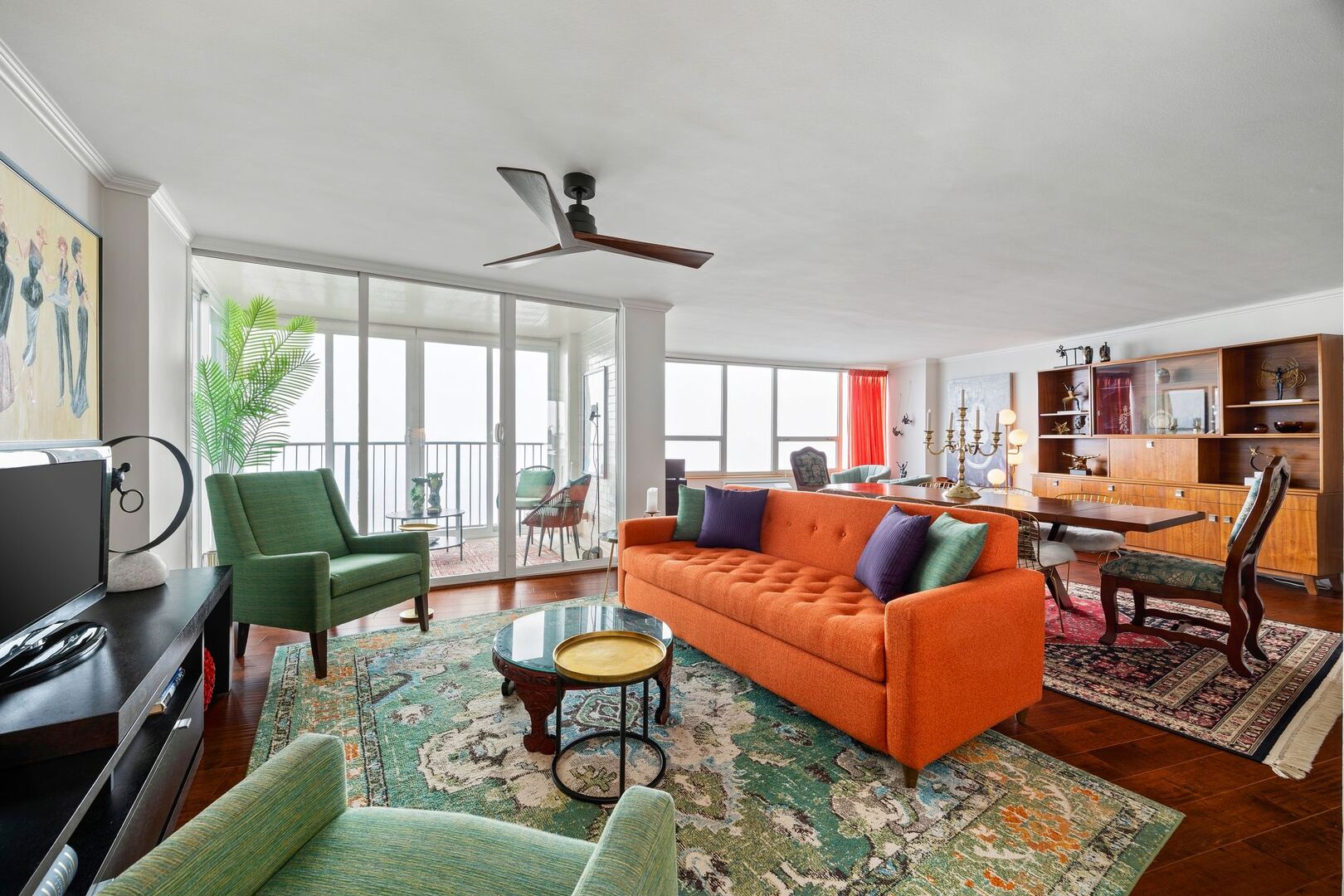 940 W Glenlake Avenue Unit: 34D